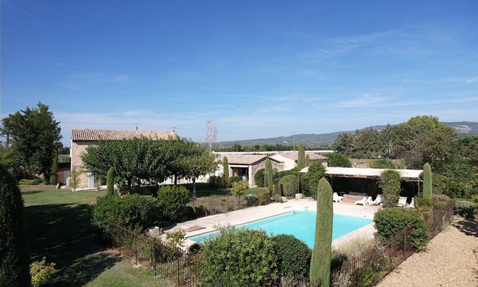 Lagnes Villa | Vacation rental house with pool LAGNES LS2-433