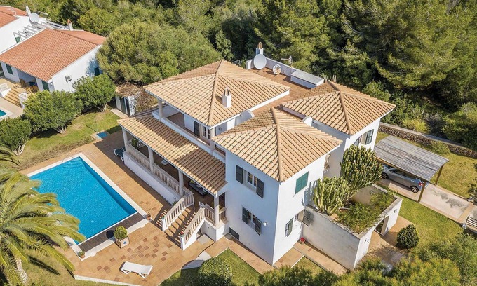 Sant Tomas House | Vacation villas in Santo Tomas are not easy to find, so we are pleased to add this beauty to our Men
