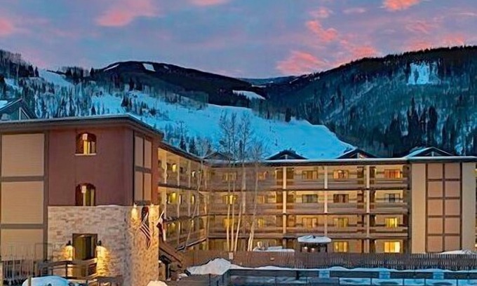 Vail Condo | Vail Village - walk to the lifts, restaurants, and all the action -