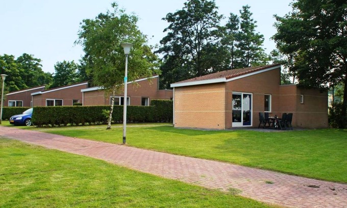 Suameer House | Vakantiepark Bergumermeer 7