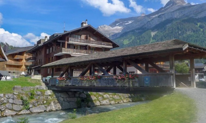 Ormont-Dessus Apartment | Val Neige Apt. 12 by Interhome