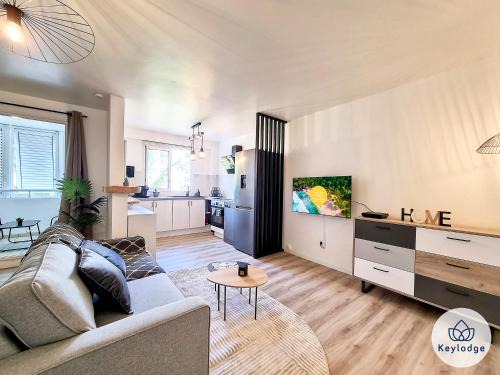 Sainte-Clotilde Centre Apartment | Valeriane, classé 3 étoiles - T2 de 45 m2 à Sainte-Clotilde