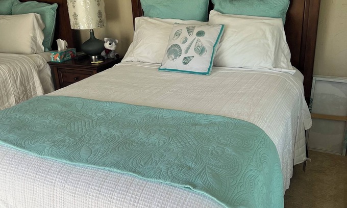 Villas House | Valerie’s Villa - 10 mins from downtown - 15 minutes to the beach