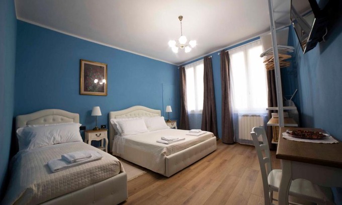 Oltrarno Apartment | Valia Florence Pitti 2