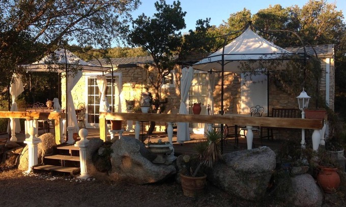 Pianotolli-Caldarello House | Valle di Corti-Comfortable sheepfold-style house.