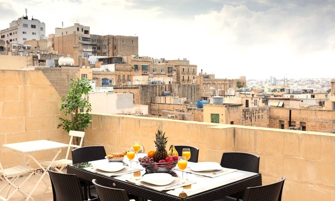 Valletta Apartment | Valletta Exclusive 3BR House with Rooftop Terrace