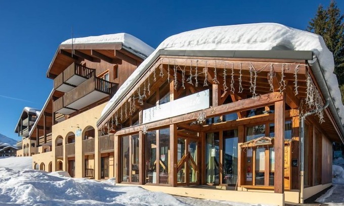 Doucy-Combelouviere Condo | Valmorel | 1BR for 4 + Ski-in, Ski-out!