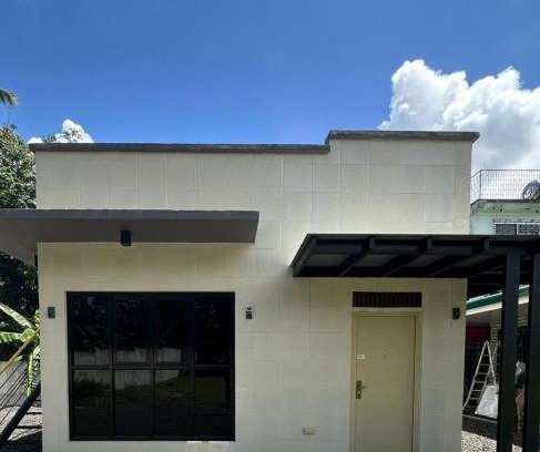 Camalig Bed & Breakfast | Vals Farm Guesthouse