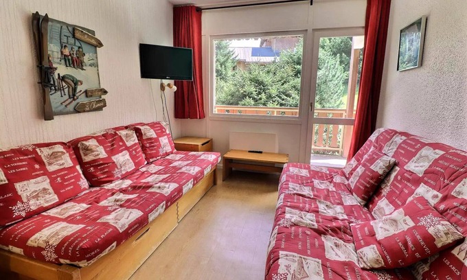 Meribel-Mottaret Apartment | Vanoise residence - 2 PIECES WITH HEAD MONTAGIN AT CALME, IDEAL FOR A FAMILY