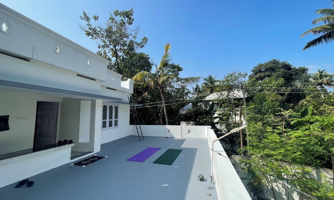 Varkala House | Varkala Beats - Travellers and Musicians Pad | Comfy House with Open terrace