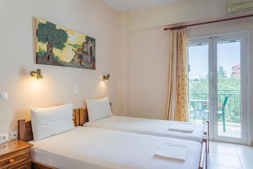 Stoupa Apartment | Vasiliki Apartments