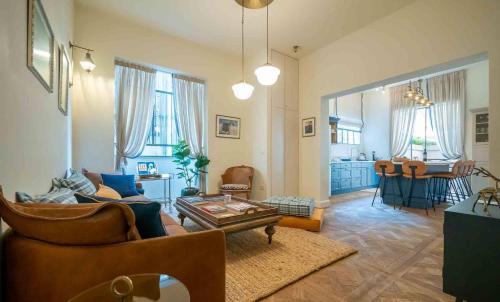 Tel Aviv Apartment | VELLER Sirkin