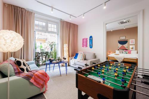 Terazije Apartment | Velvet Stay 120m2 with Foosball Old Town
