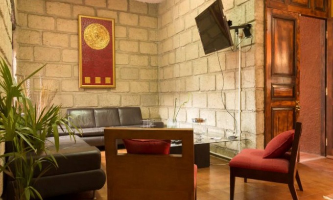Queretaro House | Ven hospédate con nosotros en Casa Don Johnny , Un lugar muy céntrico