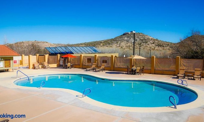 Cherry Other | Verde Valley Lawn Cottage 10