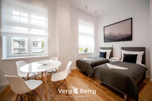 Grunwald Apartment | Very Berry - Orzeszkowej 14 - MTP Apartment, parking, check in 24h