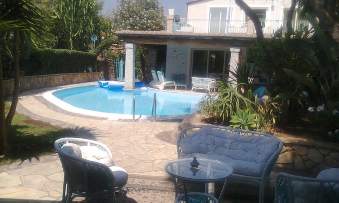 Torre di Bari Villa | Very cozy, comfortable "lanthana" villa on 2 floors, independent