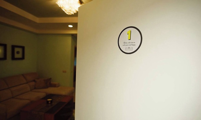 Turda Apartment | Very cozy one bedroom apartment for a family of 4-6. 1 minute walk to Salt mine