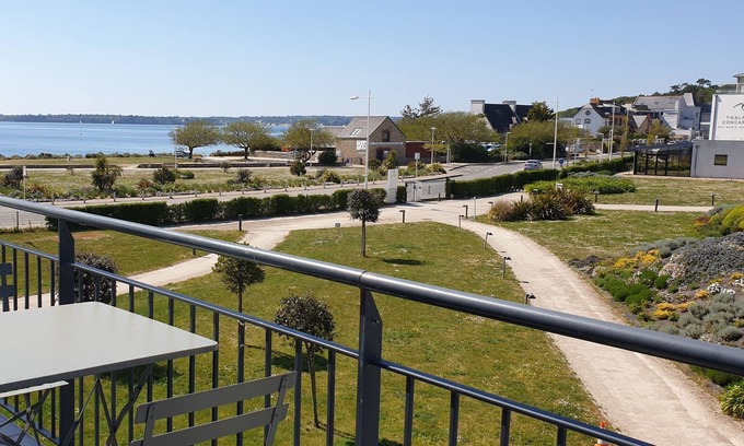 Concarneau Apartment | Very Nice Sea View Apartment with Balcony and Shared Heated Swimming Pool - Thalassotherapy