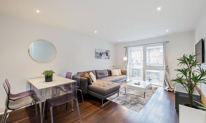 Shoreditch Apartment | Very Stylish and Modern 2-Bedroom Flat in Shoreditch