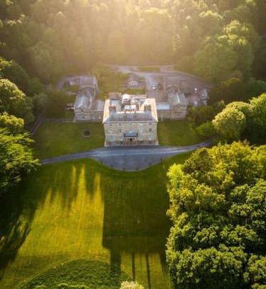 Lancaster Apartment | Victorian Copper Cottage