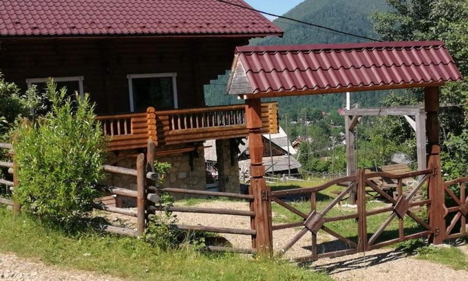 Tatariv Cabin | Vidal