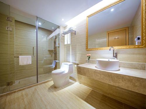 Hongshan Hotel | vienna hotel (HuaZhong Agricultural University in South Lake Store)