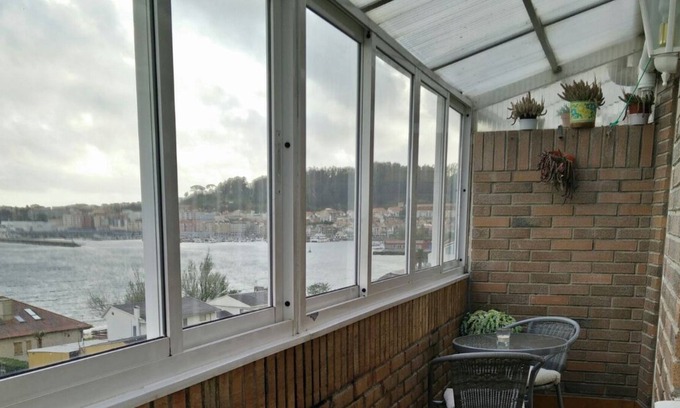 Cangas Apartment | Views to the sea, near the beach & city center
