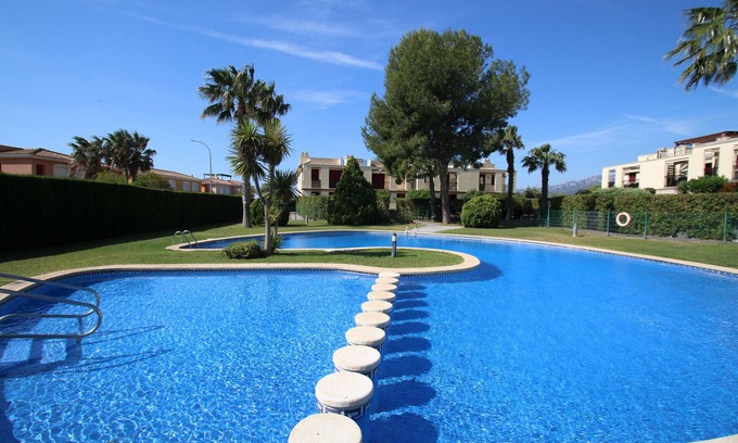 Miami Platja Ski Chalet | Vila Romana 5-1