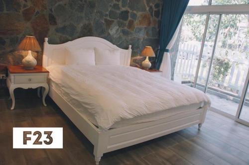 Ngoc Thanh House | Villa 3 phòng ngủ với bể bơi & vườn riêng