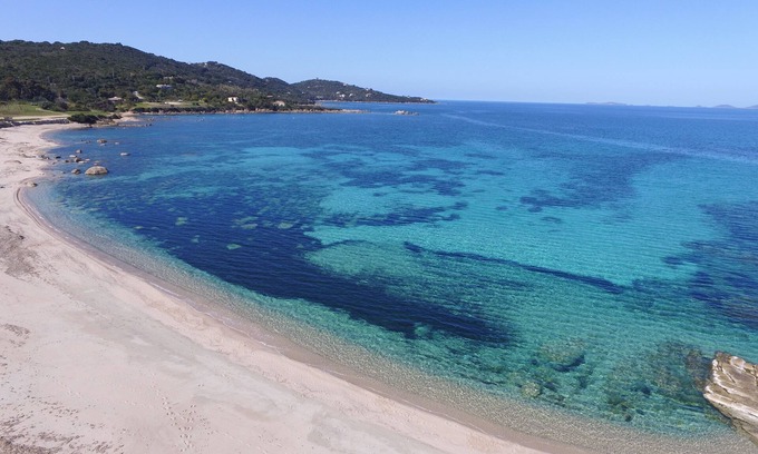 Portigliolo Villa | Villa 5 Bedrooms swimming pool less than 500m from the beach