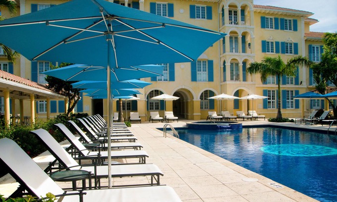 Grace Bay Condo | Villa 504 - Villa Renaissance on Grace Bay Beach - PELOTON IN UNIT - 1 bedroom
