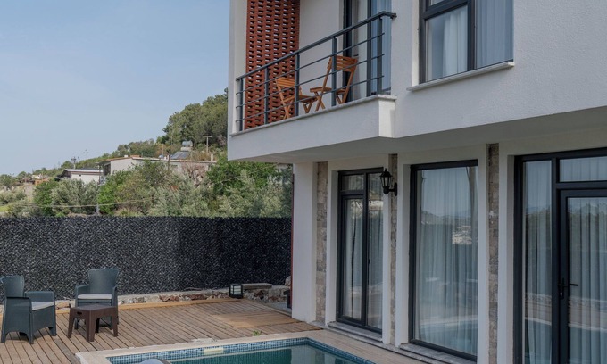 Sogut Villa | Villa ADAnmarmaris lüks özel havuzlu villa, 6 kişilik konaklama, doğanın içind