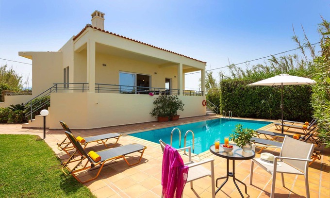 Maleme Villa | Villa Aggeliki by Villa Plus