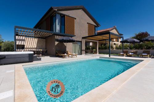 Kadumi Villa | Villa Albona