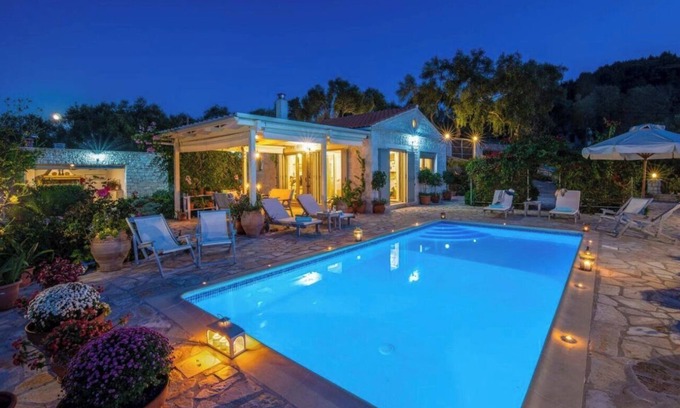 Rantatika Villa | Villa "Aloni" with Sea View, Private Pool & Wi-Fi