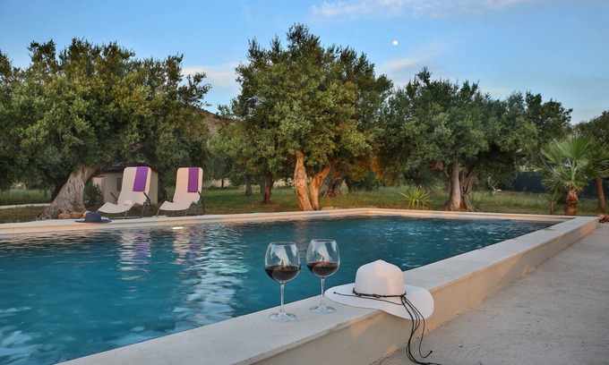 Lascari Villa | Villa Anna