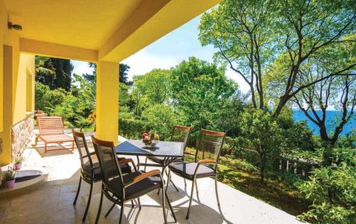 Sarsoni Apartment | Villa Anna Maria Apartment