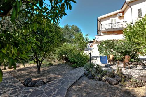 Cala Liberotto Apartment | Villa Arancio