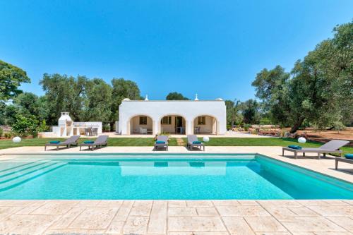 San Michele Salentino Villa | Villa Archi by Villa Plus