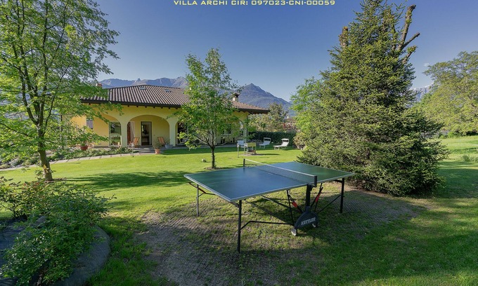 Colico Piano Villa | Villa Archi with Lake View, Garden, Terrace, Balcony & Wi-Fi