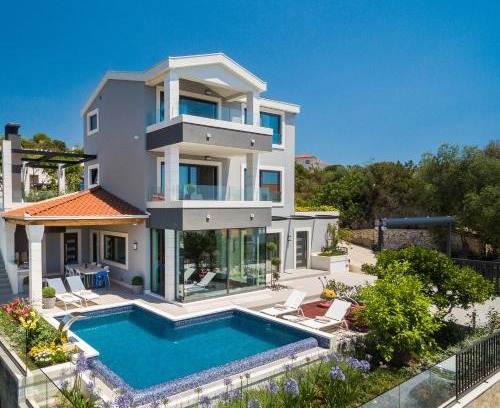 Okrug Gornji Villa | Villa Argemonia