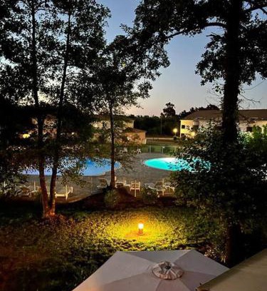 Santa-Maria-Poggio House | Villa avec terrasse et vue piscine, proche plage