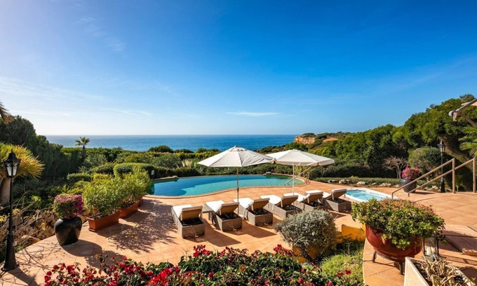 Mato Serrao Villa | Villa Balei - Four Bedroom Villa, Sleeps 8