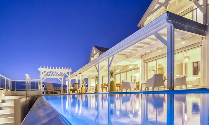 Saint-Francois Villa | VILLA BELLA'SAND facing the sea