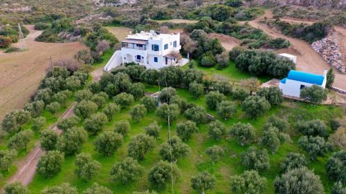 Leros House | VILLA BLEFOUTI at BLEFOUTI BEACH