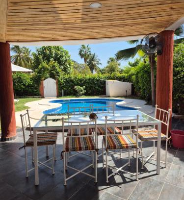 Saly Villa | Villa bord de mer avec piscine