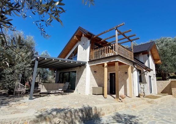 Ulcinj Municipality Villa | Villa Butterfly