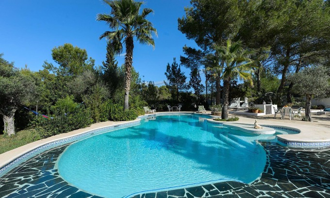Santa Eulalia del Rio Villa | Villa Can Sarrio - Five Bedroom Villa, Sleeps 10