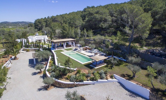 Santa Eulalia del Rio Villa | VILLA CAN RIBES - IBIZA LUXURY by Priority